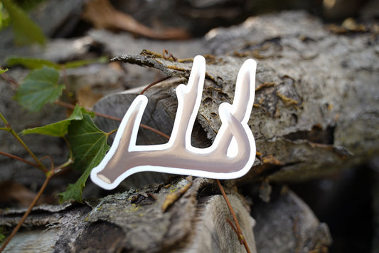 Shed Antler Whitetail Mule Deer 4" Die Cut Vinyl Sticker Decal: Durable Matte-Finish Active